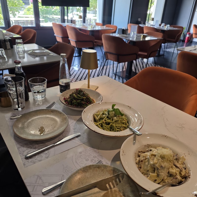 Pachi Pizza &Pasta Restaurant