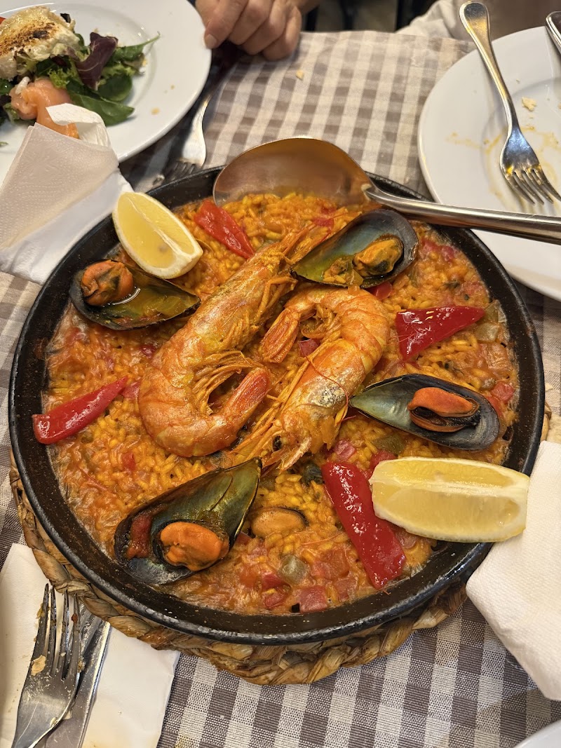Los Marangós Niño de Guevara - Tapas y Comida Española