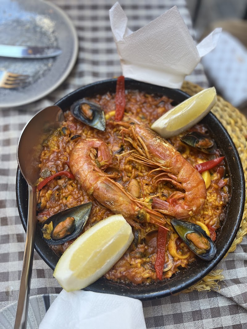 Los Marangós Niño de Guevara - Tapas y Comida Española