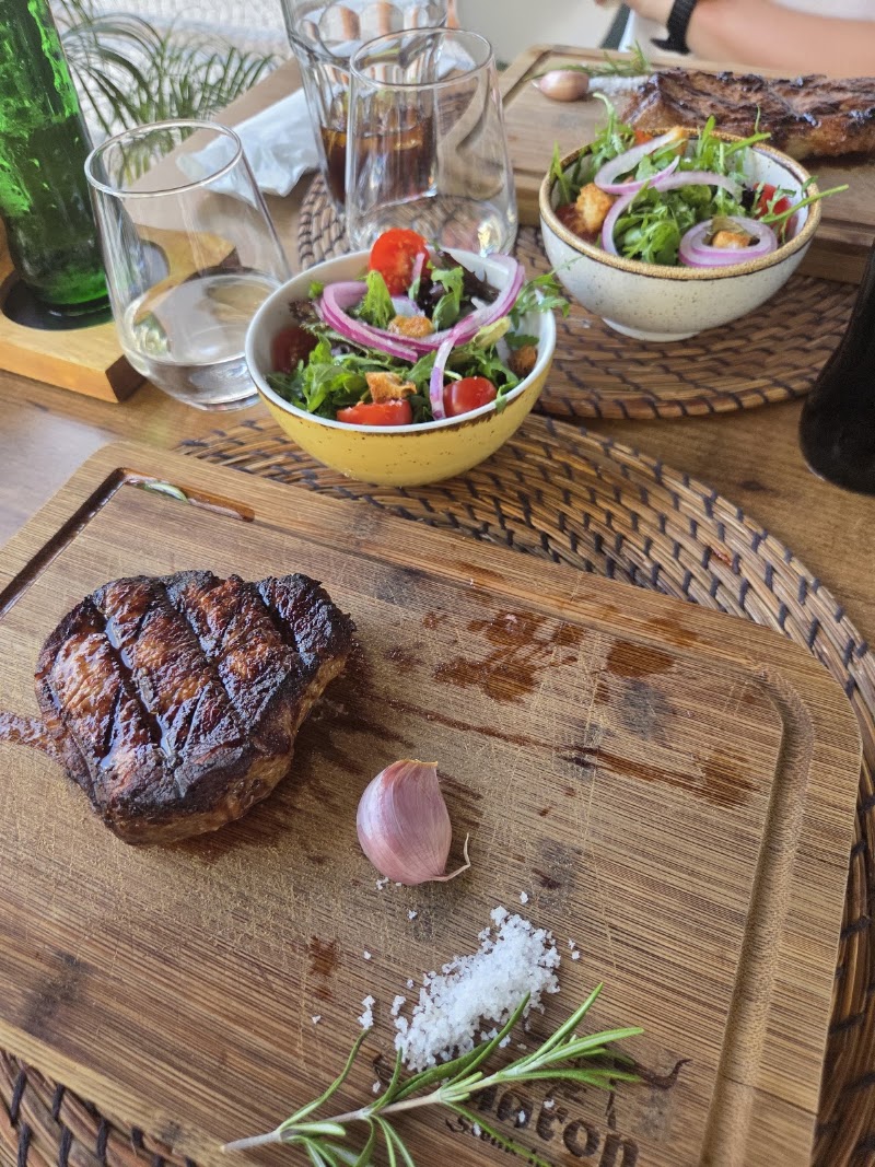 Faaron steakhouse