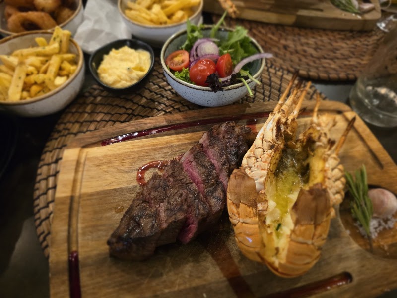 Faaron steakhouse