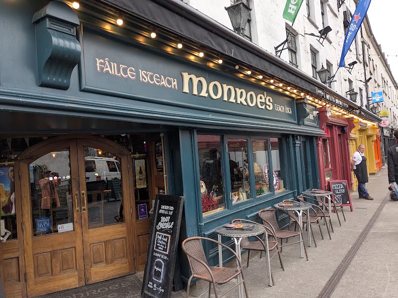 Monroe's Tavern