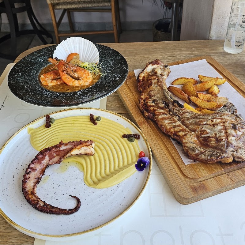 Tholoto Brunch & Restaurant