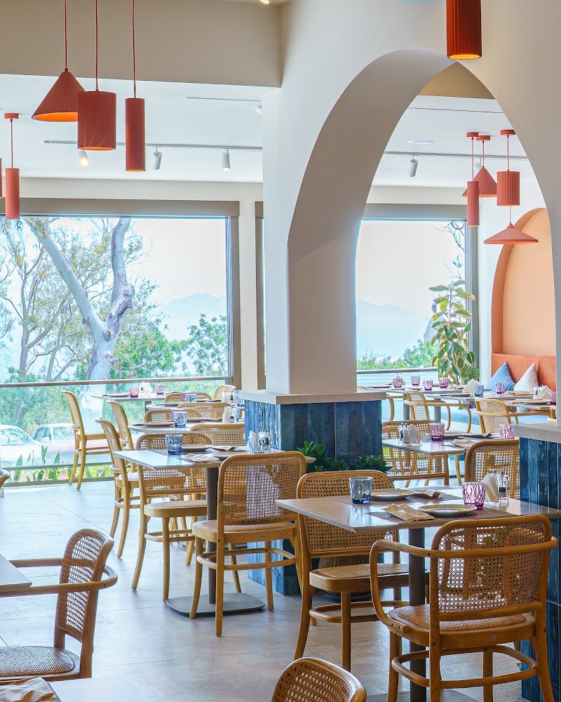 No Name Grill Restaurant Santorini