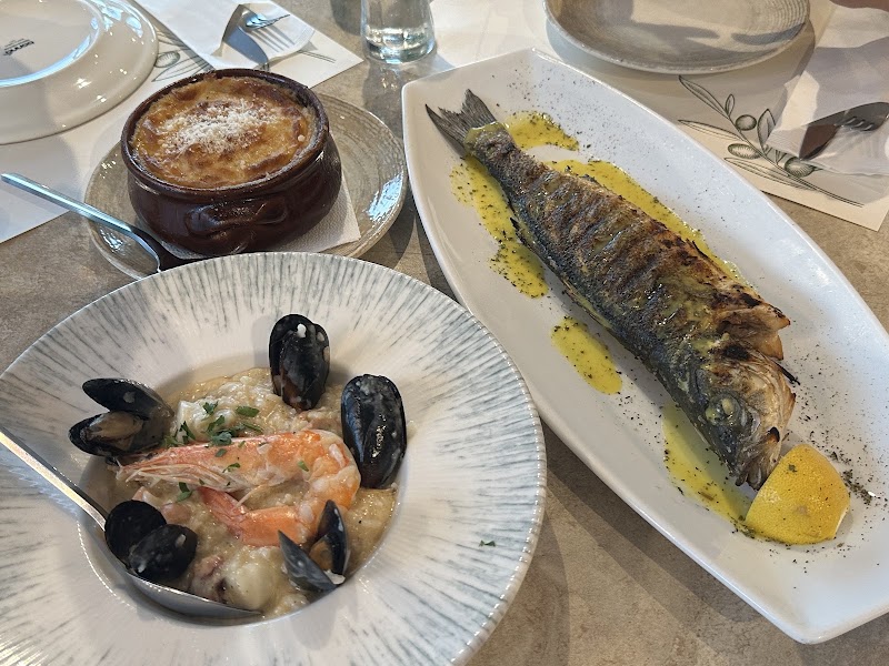 No Name Grill Restaurant Santorini