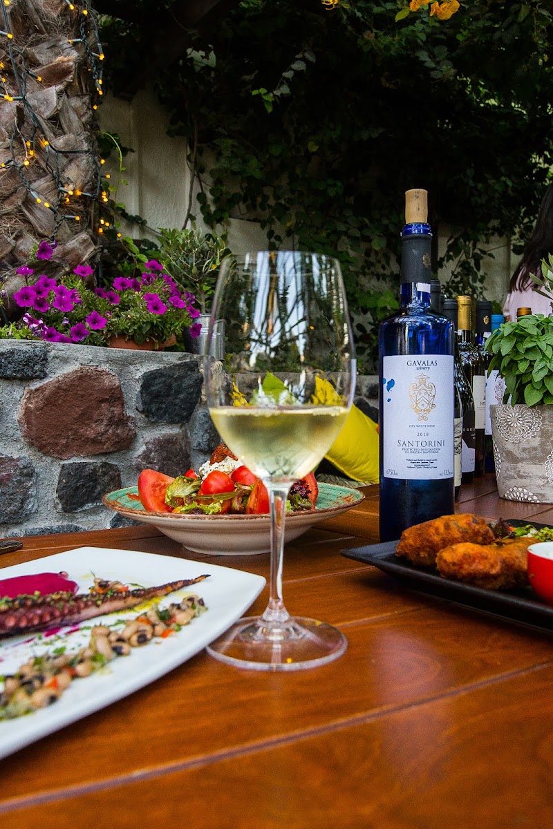 Pelican Kipos cafe and wine restaurant