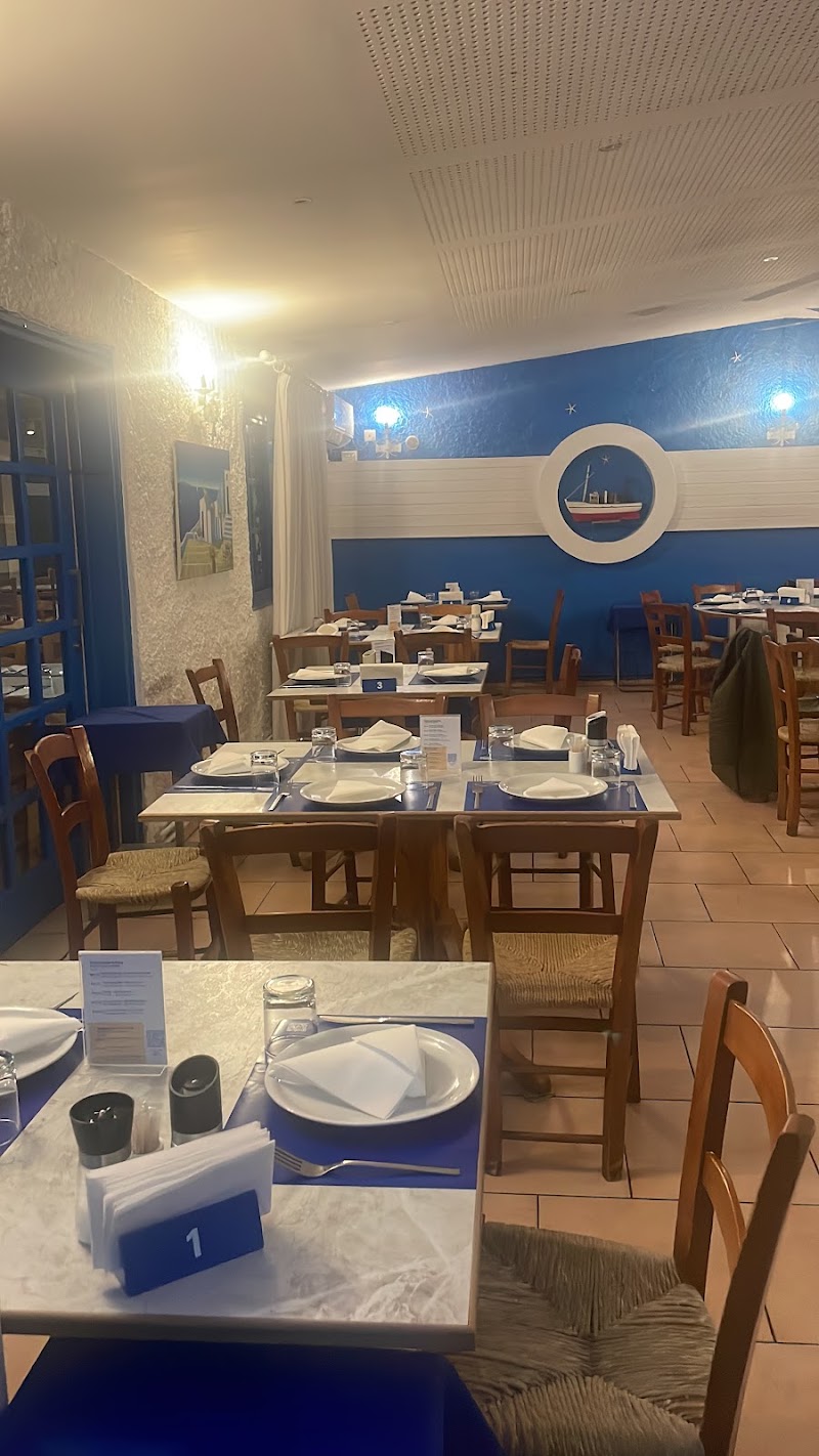 Family Nest Fish Tavern