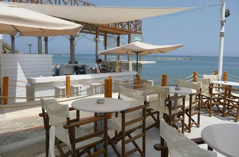 Puesta Oyster Bar & Grill