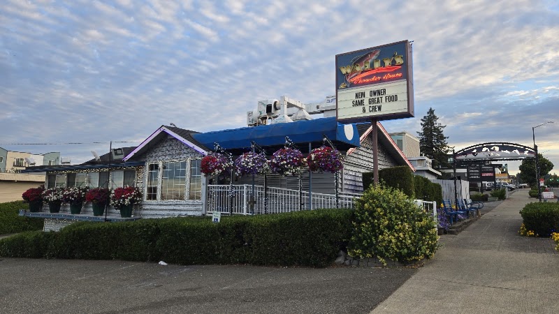 Wally's Chowder House Broiler