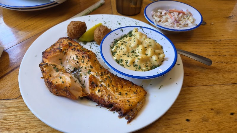 Hyman's Seafood