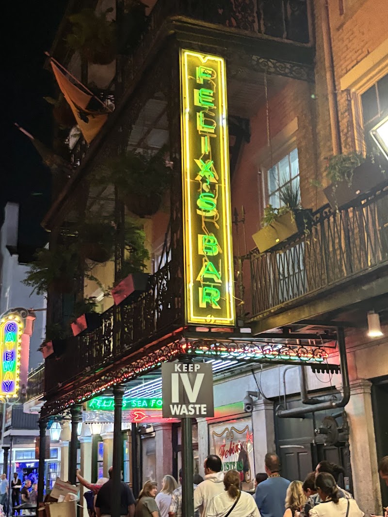 Felix's Restaurant & Oyster Bar
