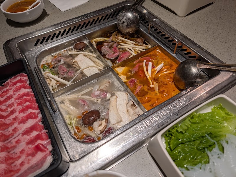 Haidilao Hot Pot Toronto Downtown