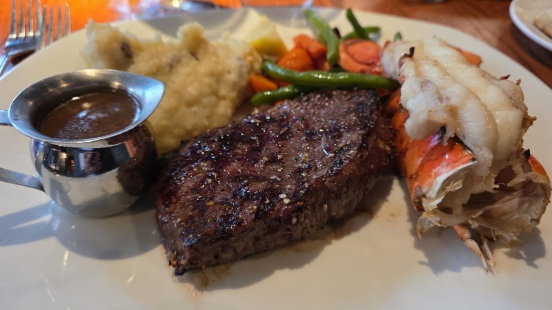 The Keg Steakhouse + Bar - Vieux Montreal