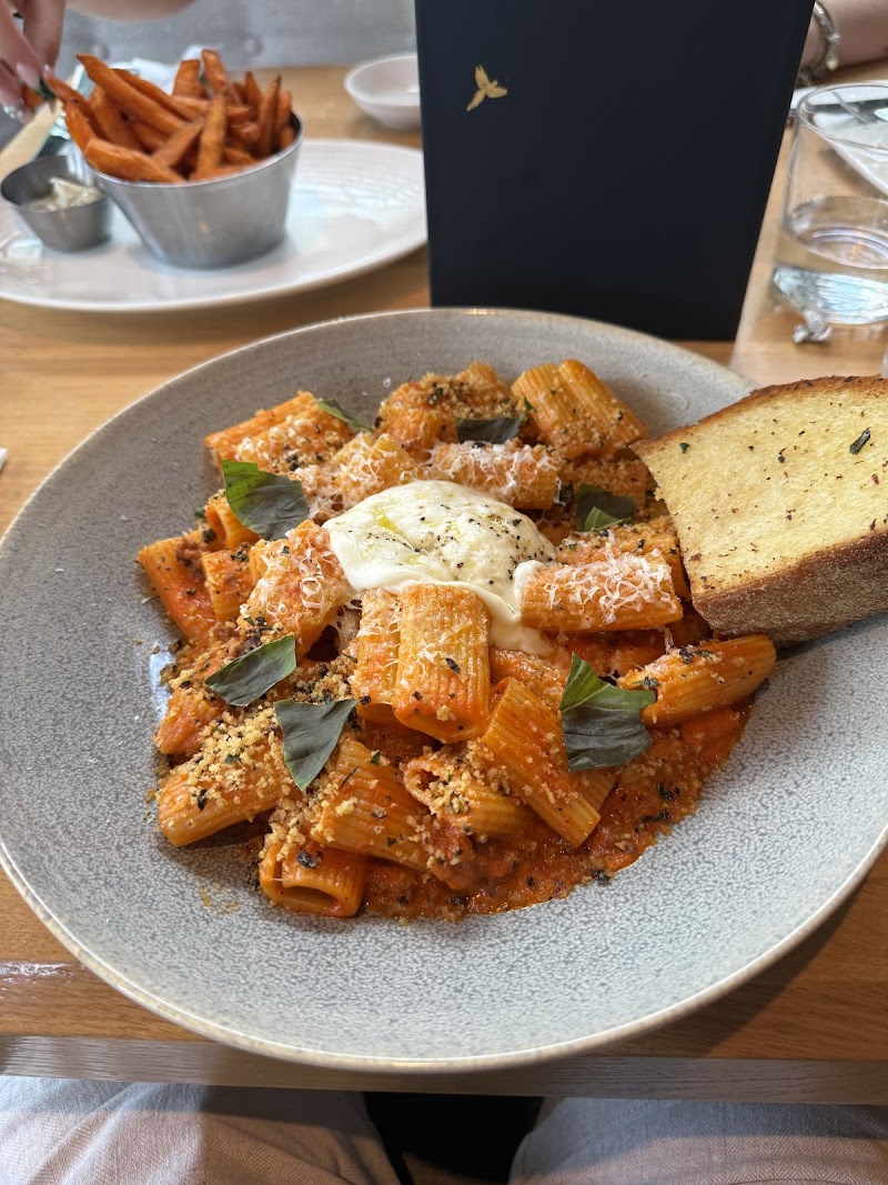 Earls Kitchen + Bar