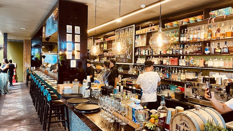 La Mar Cevichería Peruana