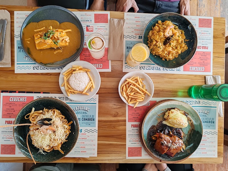 El Velero Fish Store and Ceviche