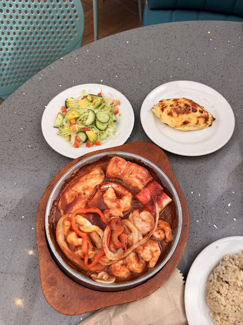 El Velero Fish Store and Ceviche