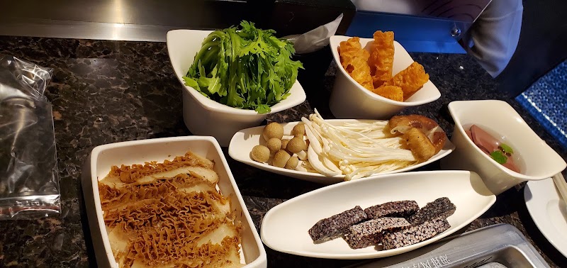 HaiDiLao Taipei Breeze NanShan Branch