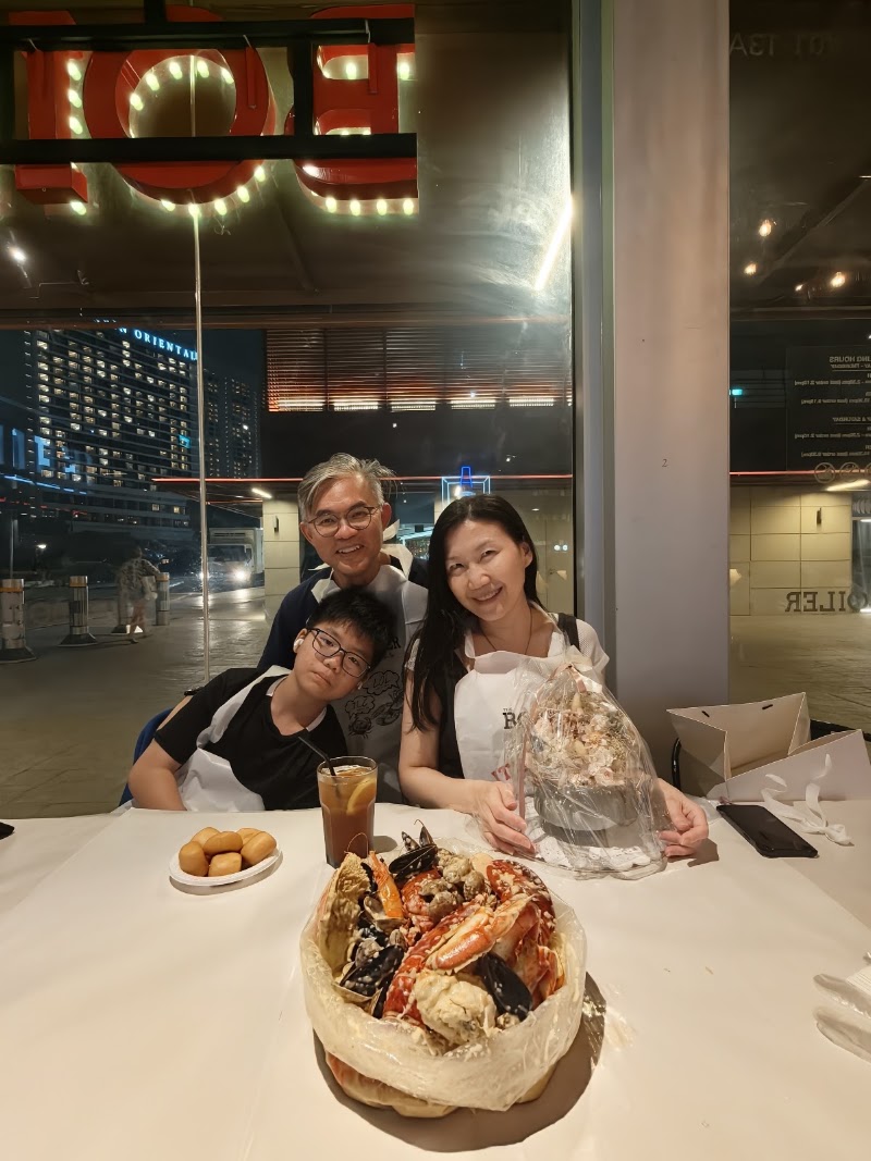 The BOILER @ Esplanade | Crabs & Lobsters