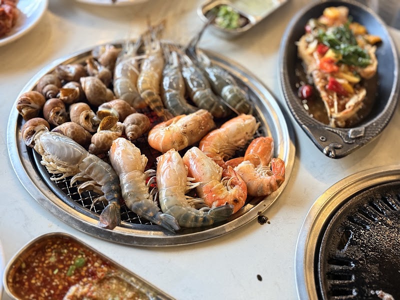Kodtalay The Riverfront Seafood Buffet