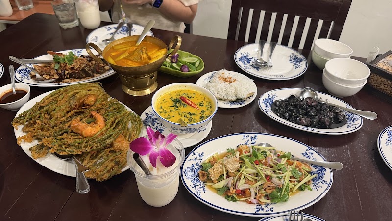 Thai Mueang Restaurant Phuket