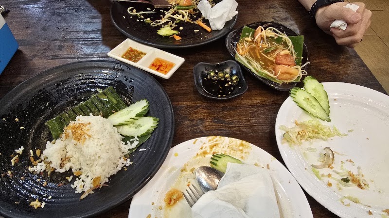 Kin Thai Restaurant • OUG