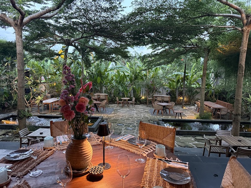 CHORA Mediterranean Restaurant & Bar