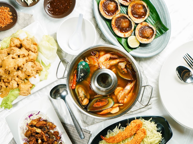 Layar Seafood & Ikan Bakar Pesanggrahan