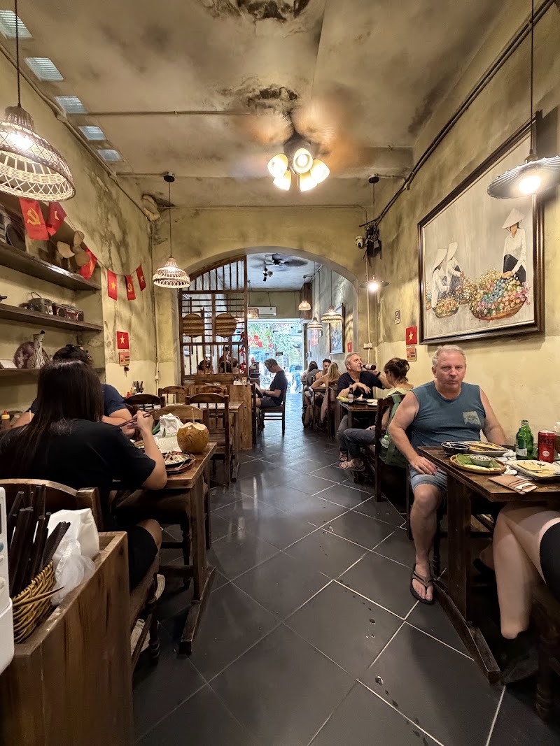 MẸT Vietnamese restaurant & Vegetarian Food 3