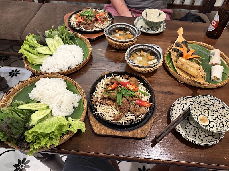 MẸT Vietnamese restaurant & Vegetarian Food 5