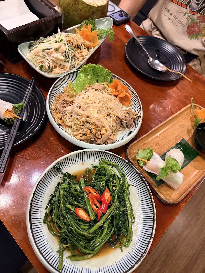 Hong Hoai's Restaurant