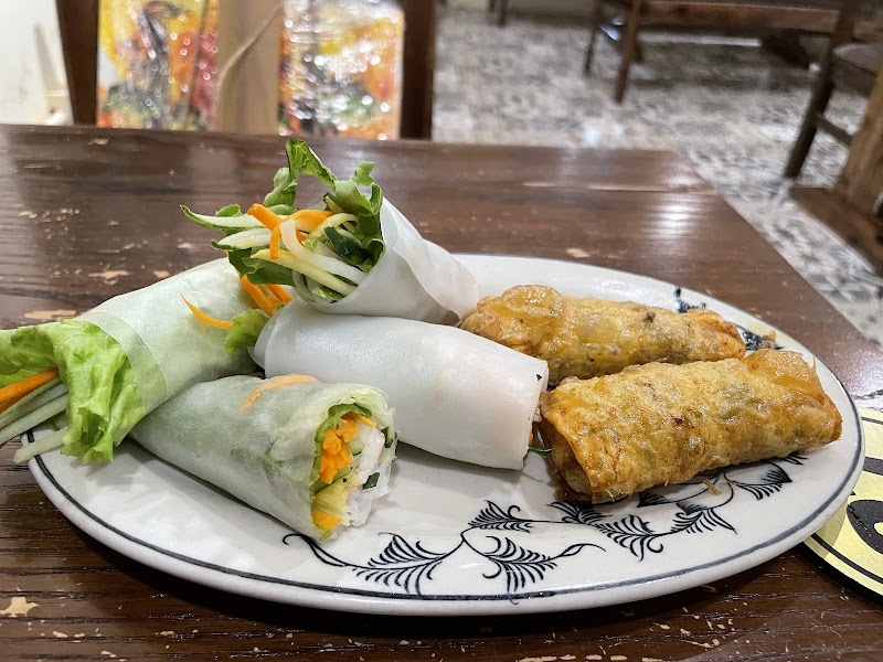 MẸT Vietnamese restaurant & Vegetarian Met 4
