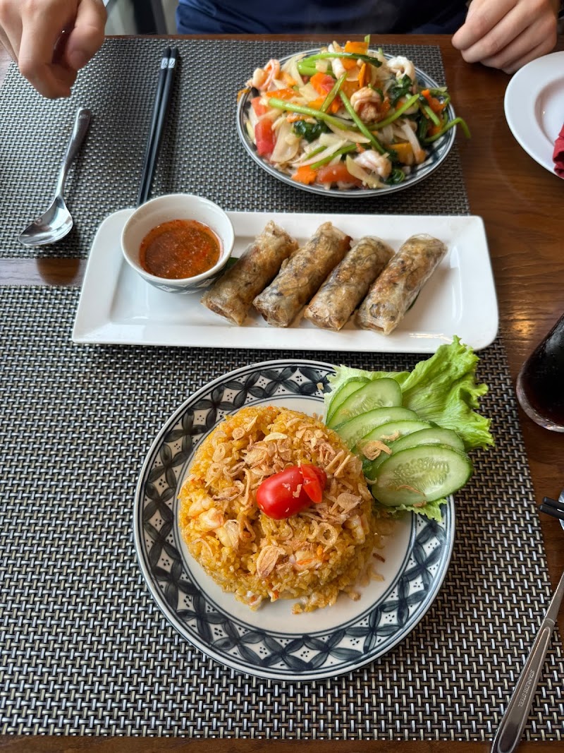 ORIANA VIETNAMESE RESTAURANT and VEGETARIAN