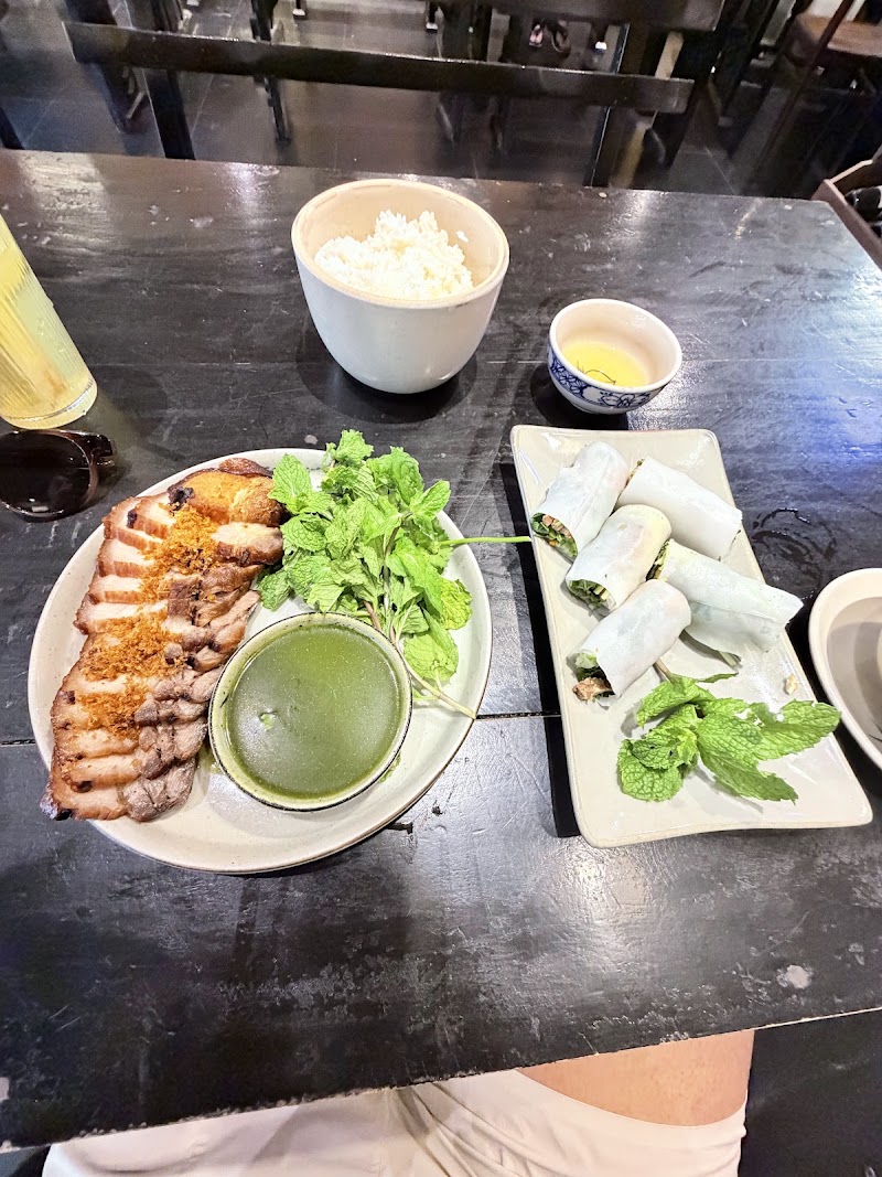 Cái Mâm Restaurant