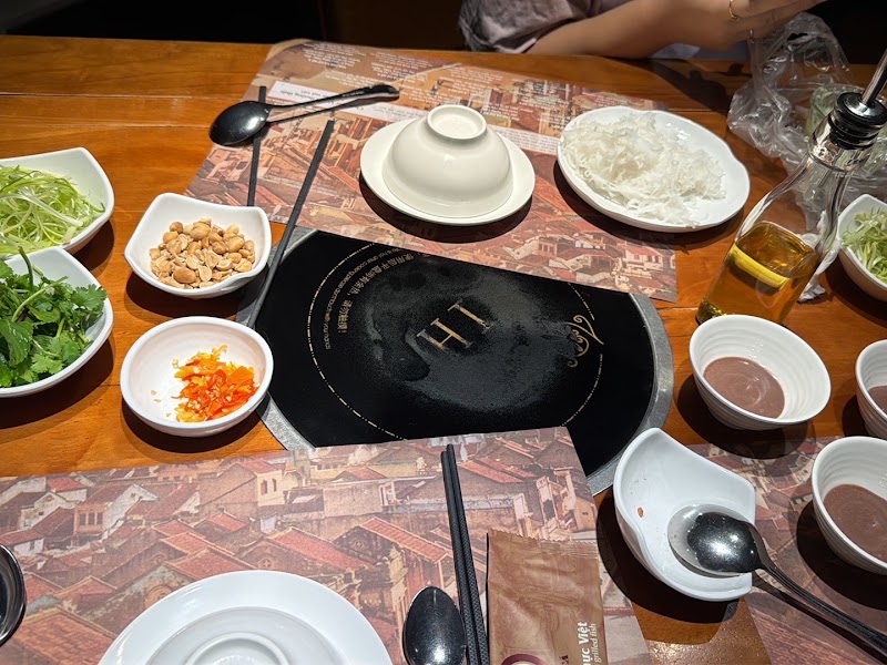 Vua Chả Cá Restaurant