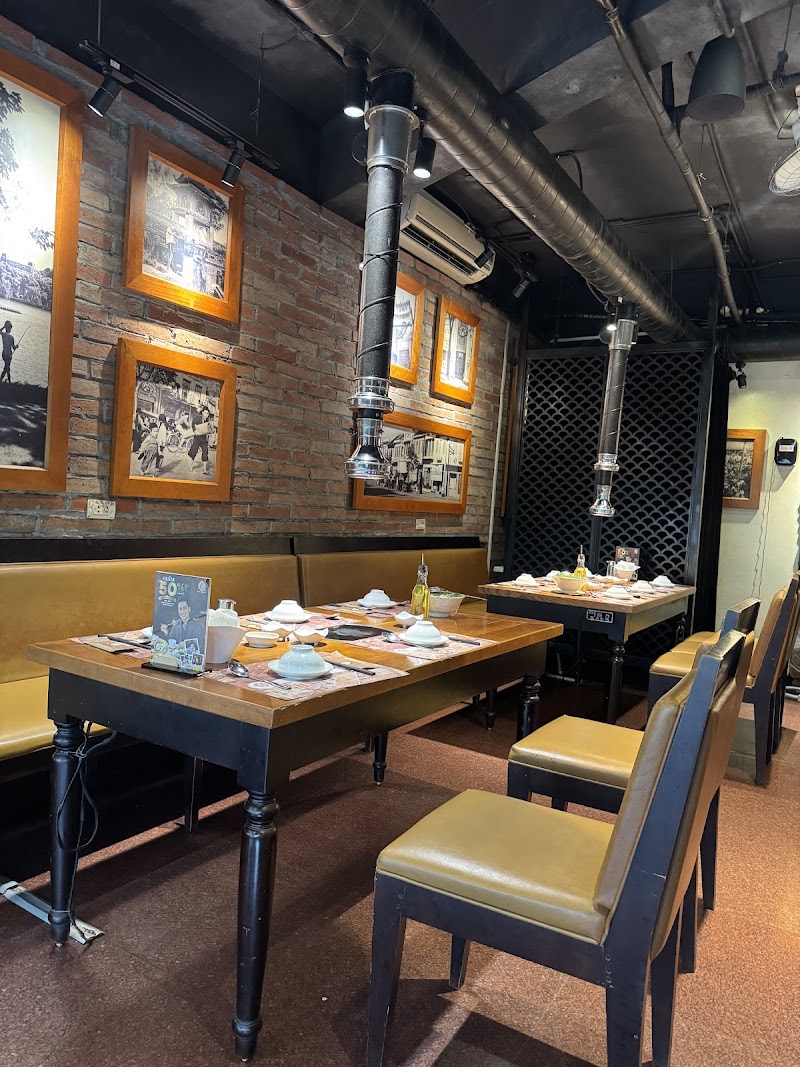 Vua Chả Cá Restaurant