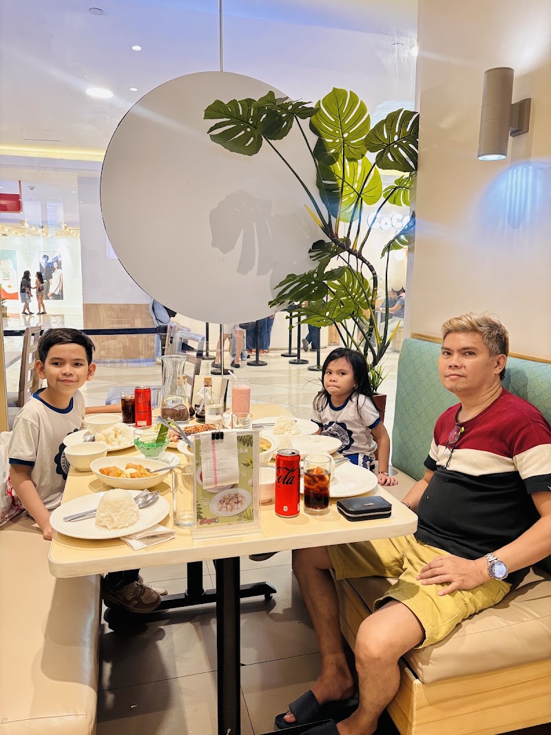 Gerry's Lucky Chinatown Mall (Gerry's Grill)