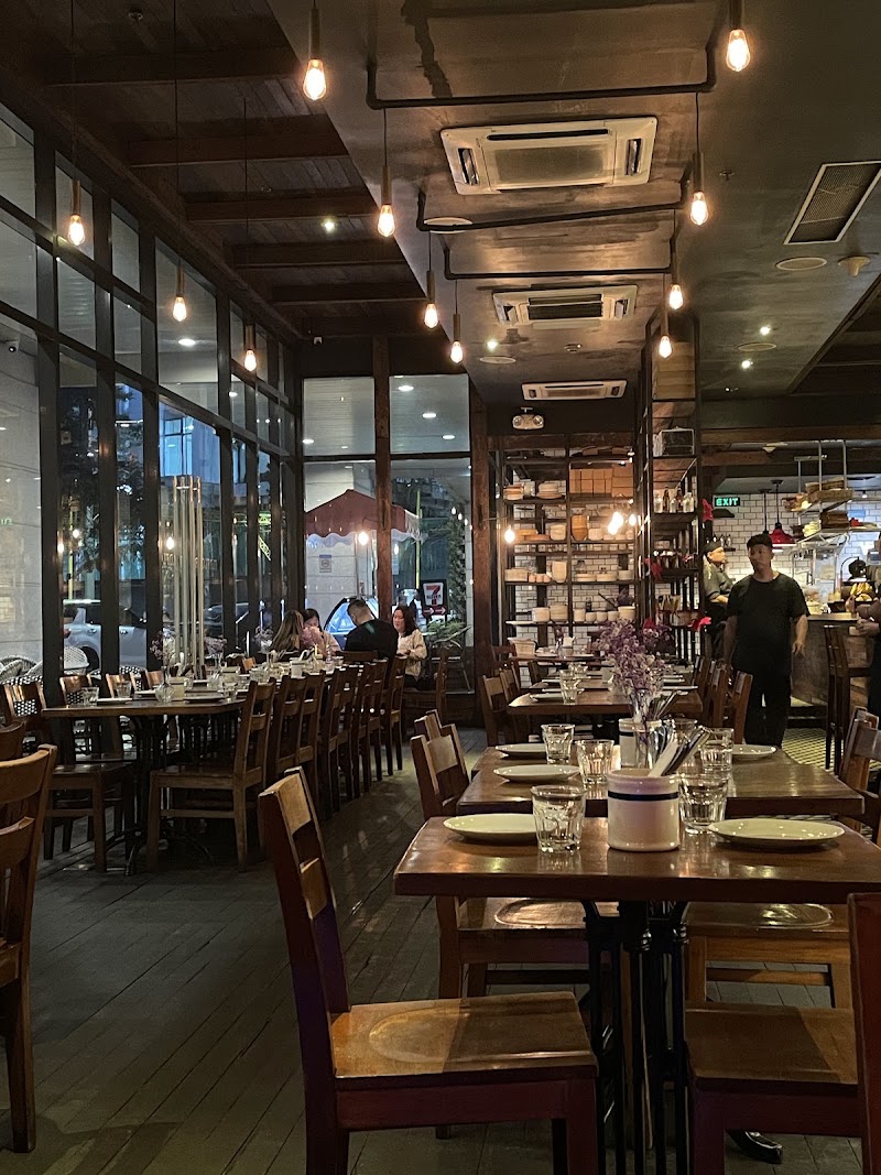 Wildflour Restaurant - Salcedo