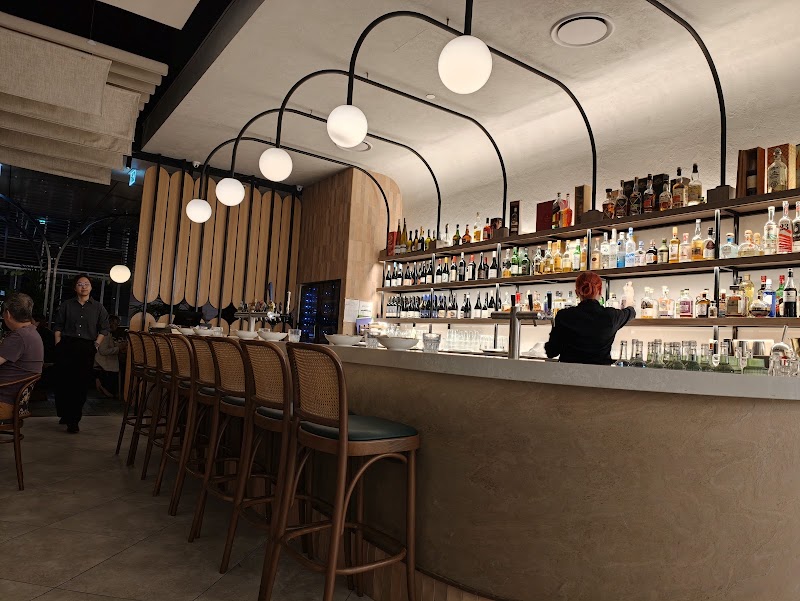 LONGTIME DINING
