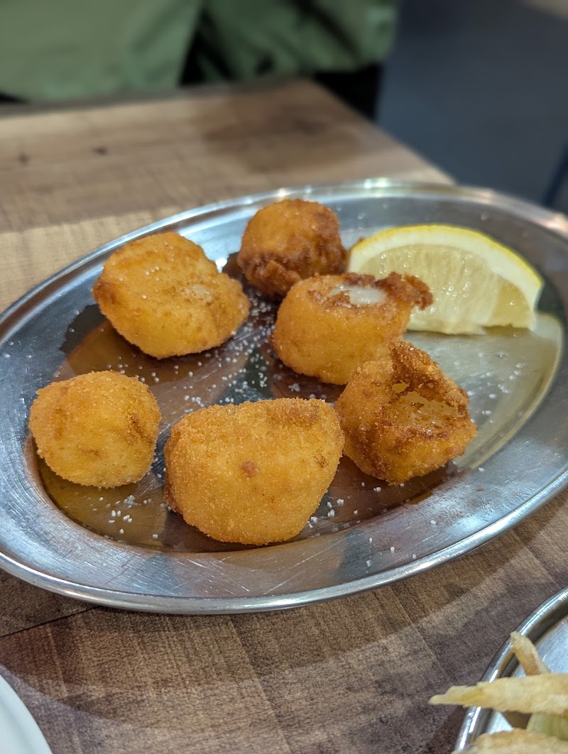 Costa's Seafood Cafe