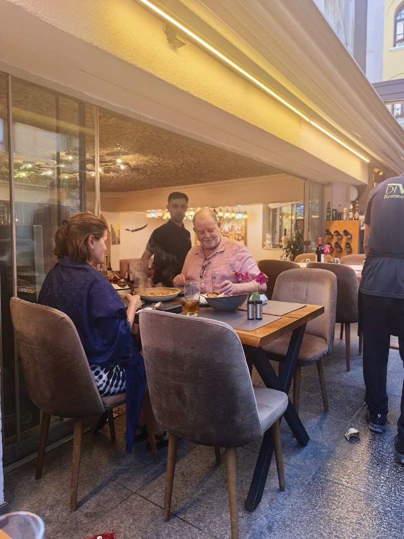 Divella Garden Restaurant