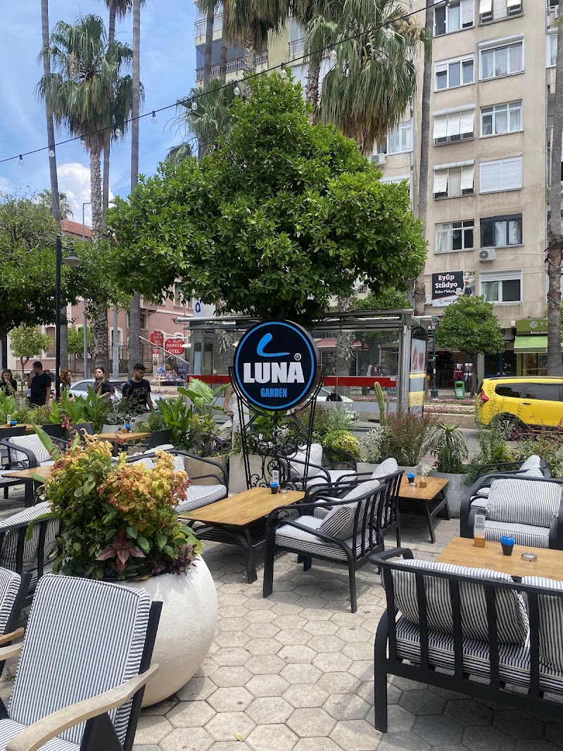 LUNA GARDEN