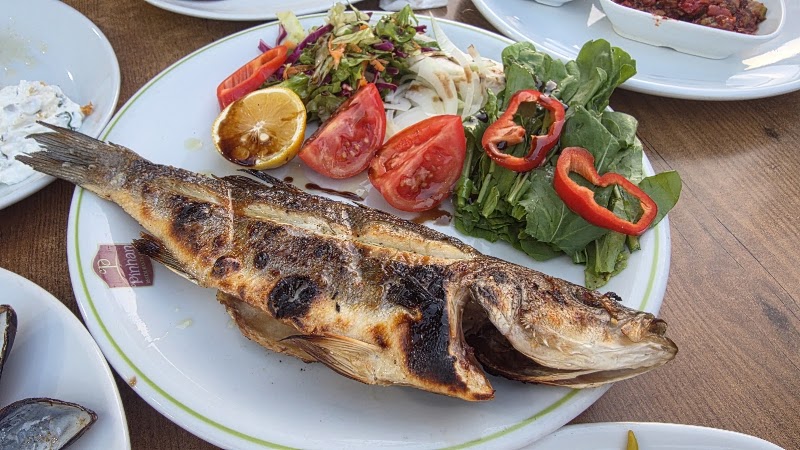 Kaleiçi Garden Restaurant (steak.kebap fish kokoreç )