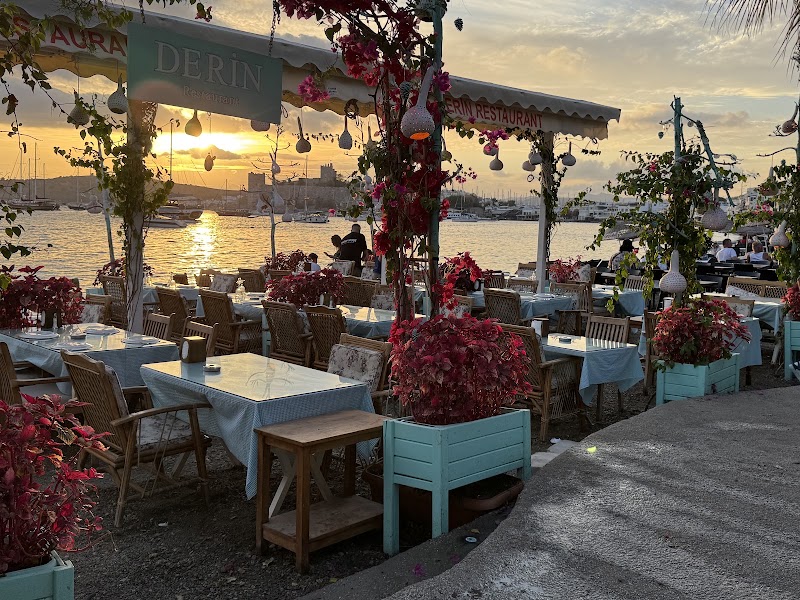 DERİN BEACH BAR RESTAURANT