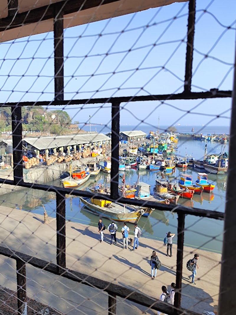 Sassoon Dock