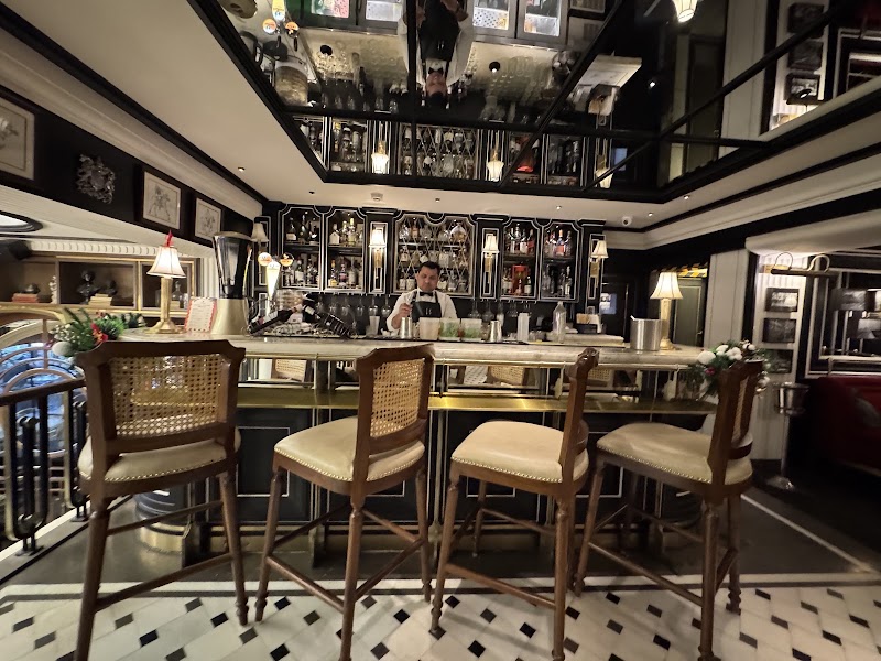 Gaylord Restaurant