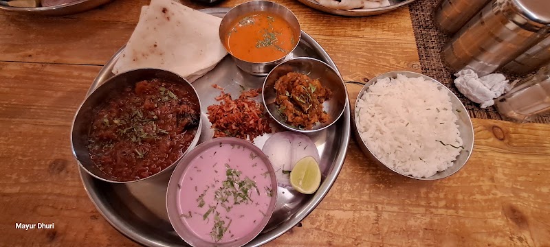 Majghar - Lalbaug