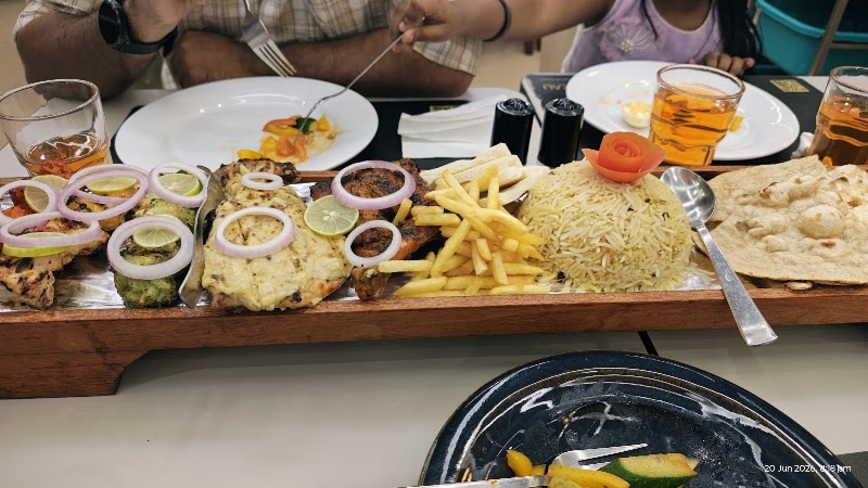 Mazali Restaurant, Perinthalmanna