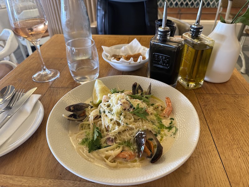 Sevruga Restaurant