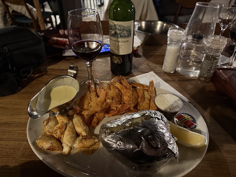 Fahrenheit Seafood & Grill